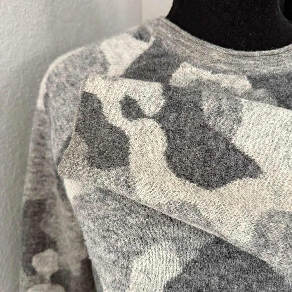 ATHLETA Undercover Camo Pullover Sweater Gray Alpaca Wool XS